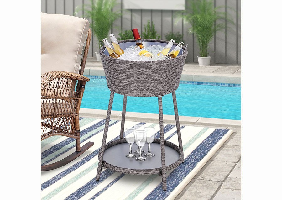 300553 - Wicker Beverage Cooler w Stand